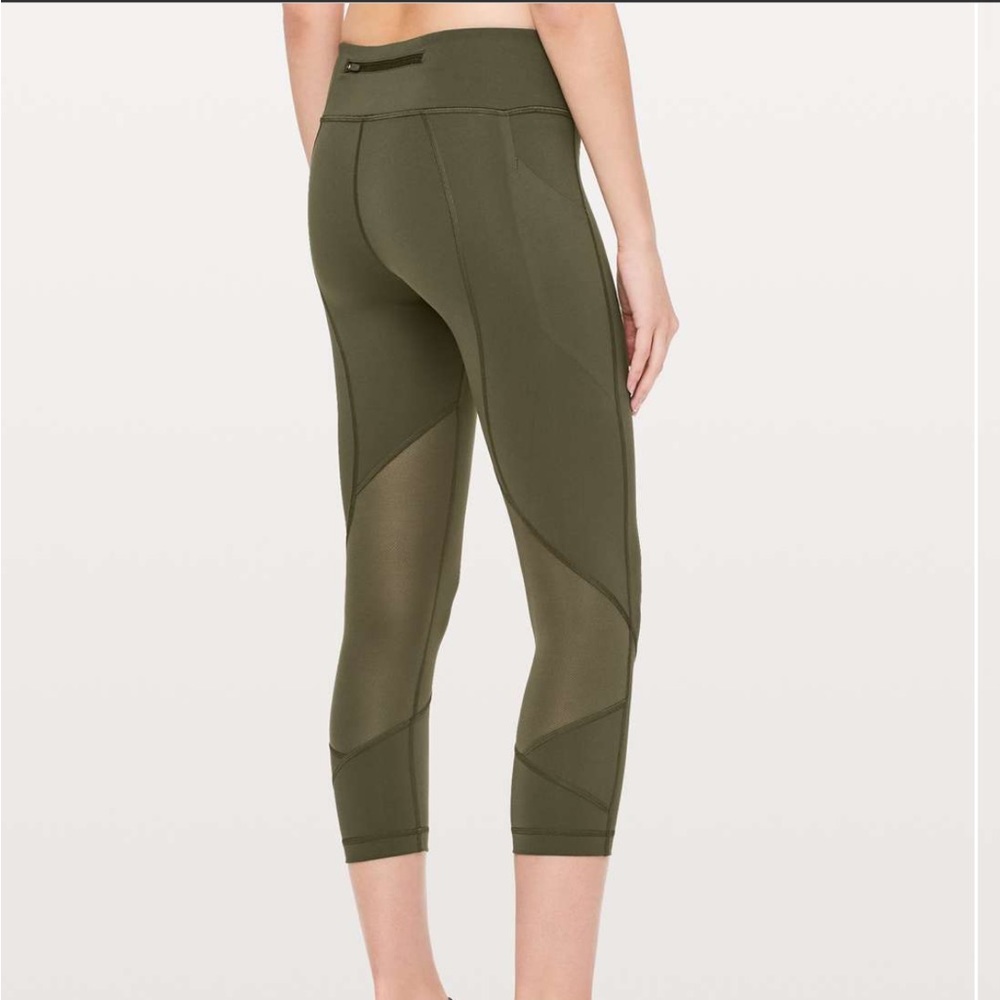 Lululemon Pace Rival Crop *Full-On Luxtreme 22"